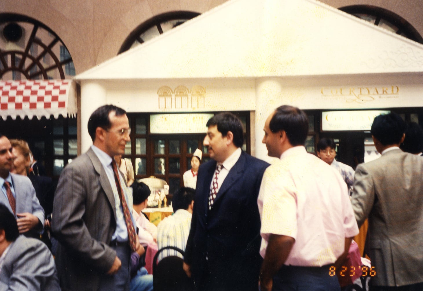 Ülker Toplantısı-Yavuz Mollasalihoğlu-Tianlun Hotel-Pekin-1996